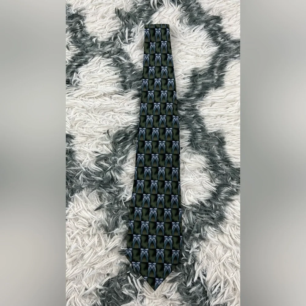 Grateful Dead Men's Neck Tie Hundred Year Hall II Tenth Set Abstract Multi-Color